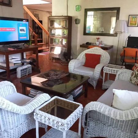Casa Joaquin Bnb Тагуиг Екстериор снимка